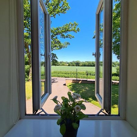 Beautiful Country Apartment, Rated Exceptional Ковентрі Екстер'єр фото